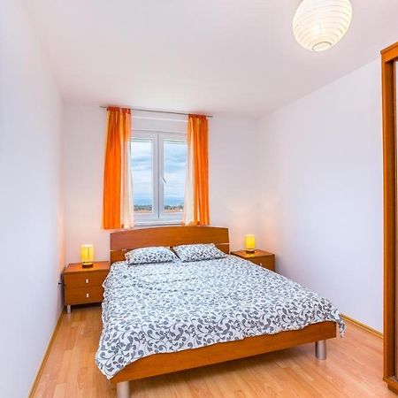 Bella Vita Apartment Ližnjan Exterior foto